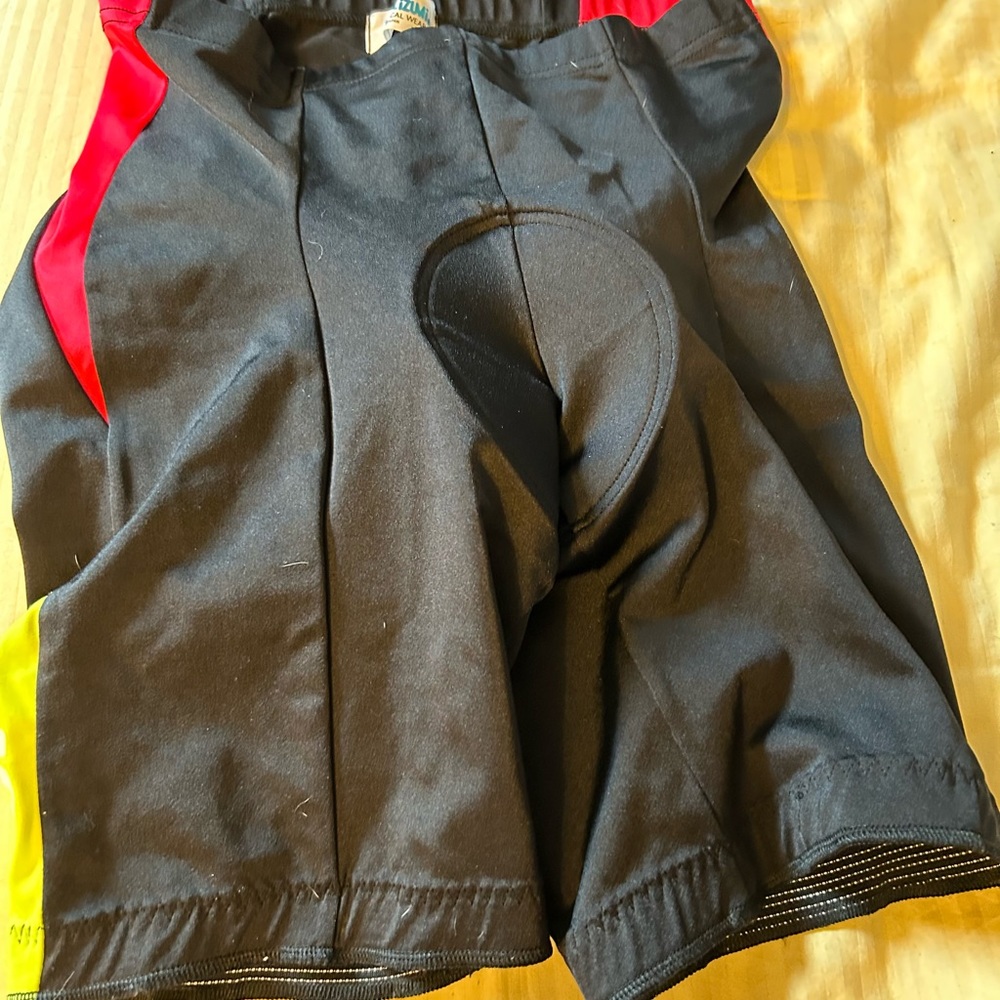 Pearl Izumi bike shorts size Medium